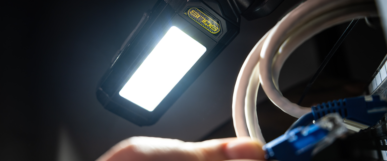 Jonard Tools SOL-W1 Solis™ Rechargeable 360° Pivoting Worklight