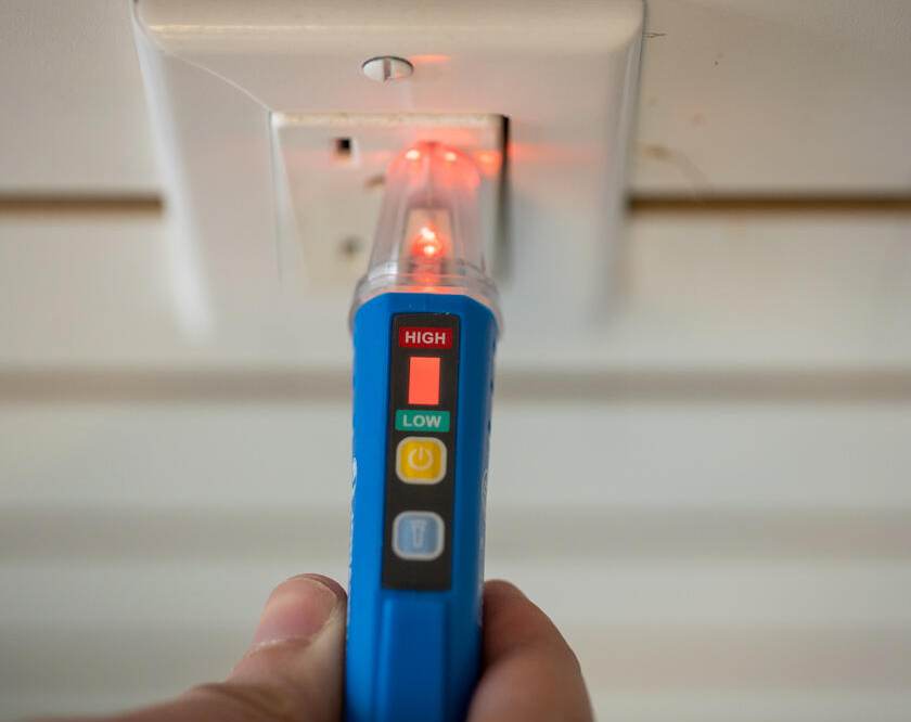 Jonard Voltage Tester